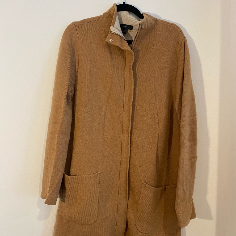 Ann Taylor - Size L - Long sleeve thick cardigan